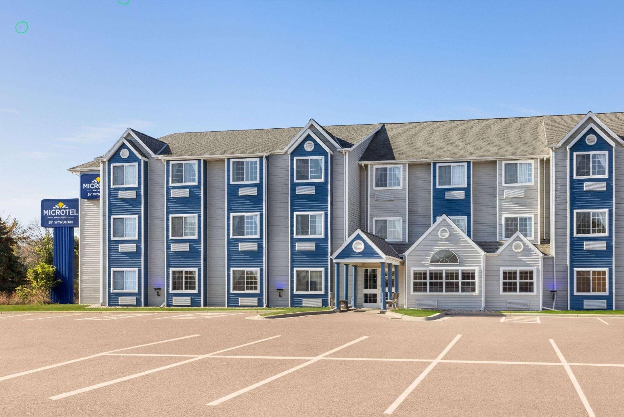 Microtel Inn & Suites By Wyndham New Ulm Экстерьер фото