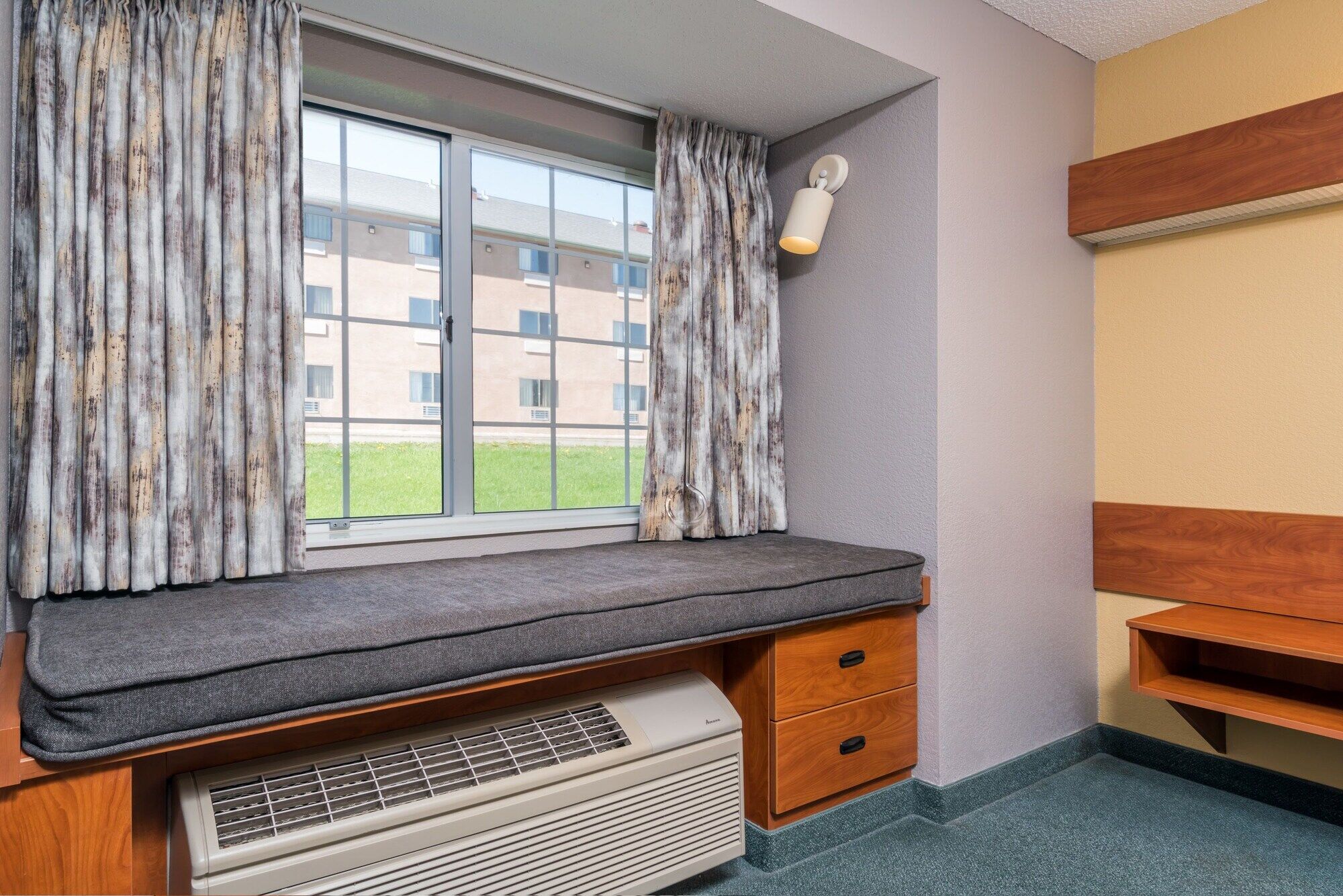 Microtel Inn & Suites By Wyndham New Ulm Экстерьер фото